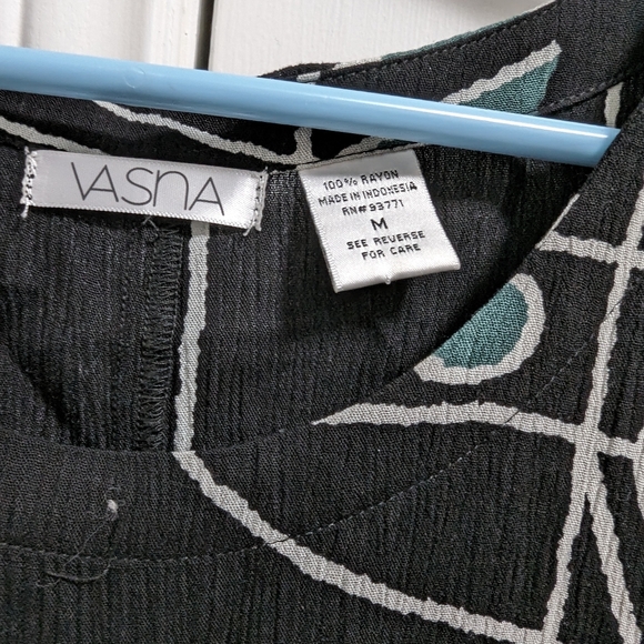 - Vasna Lagenlook dress. Gauze like rayon material. size Medium. Fish patt… - Picture 5 of 10